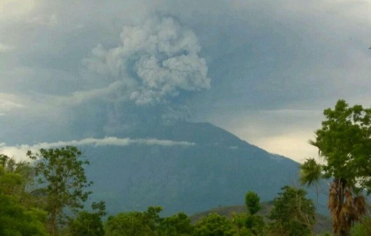 火山阿贡最新动态解读：探秘喷发奥秘与预警信息